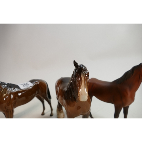 256 - Beswick Racehorse 701, Damaged 818 Shire Horse , Matt Royal Doulton Swish Tail  & large Foal 947(4)