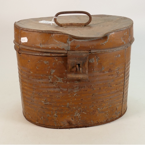 311 - Bowler hat in tin hat box: Both in poor condition, together with various child's items including fin... 