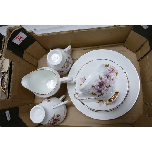 32 - Elizabethan Floral Decorated Tea Ware: