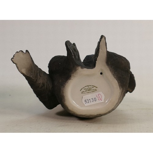 4 - Wade World of Survival model of seated Gorilla: Height 15cm.