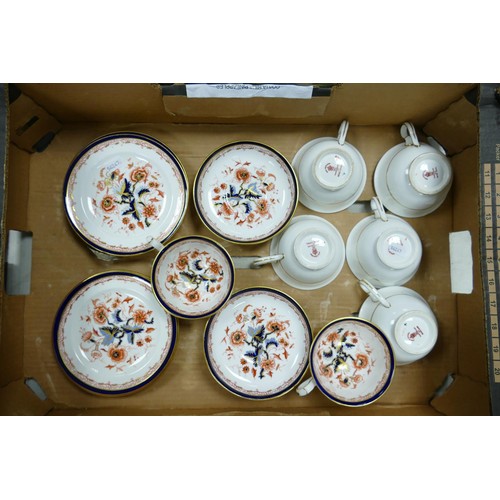 436 - Royal crown Derby A720 patterned tea ware: 21 pieces.