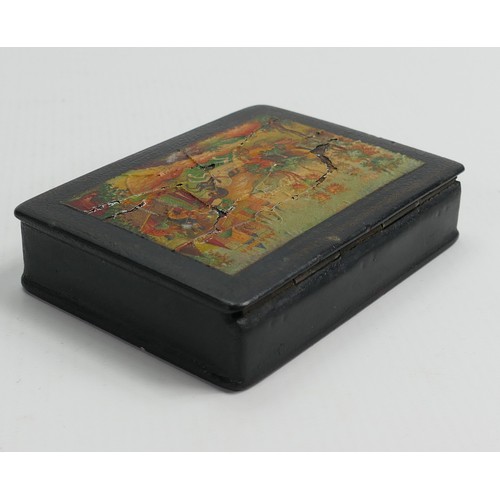 658 - Early 20th century leather box: 8cm x 11cm x 2.5cm.