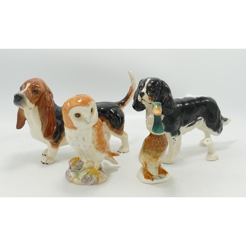 29 - Beswick Items to include: damaged King Charles Spaniel, damaged Bassett Hound, Owl & duck(4)