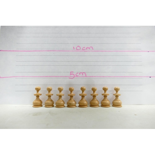 500 - A collection of Early 20th Century Wooden Incomplete Chess Pieces: please see images for size and co... 