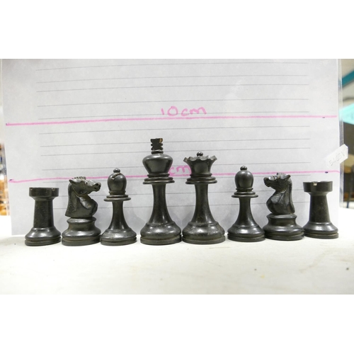 500 - A collection of Early 20th Century Wooden Incomplete Chess Pieces: please see images for size and co... 