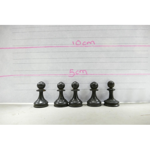 500 - A collection of Early 20th Century Wooden Incomplete Chess Pieces: please see images for size and co... 