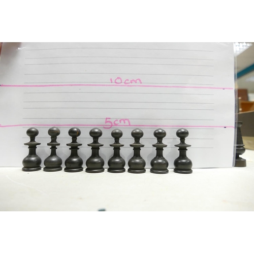 501 - A collection of Early 20th Century Wooden Incomplete Chess Pieces: please see images for size and co... 