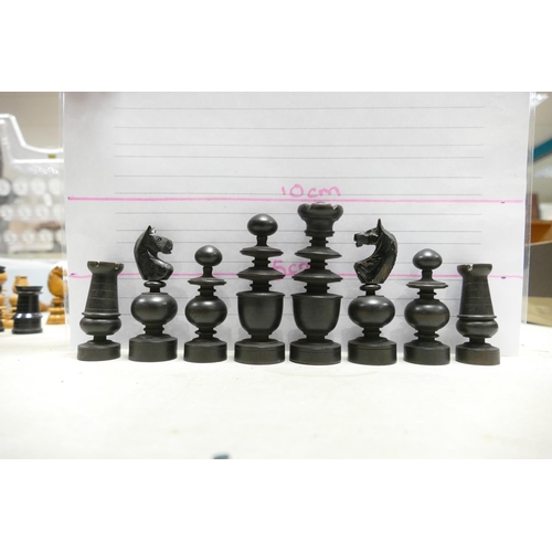 501 - A collection of Early 20th Century Wooden Incomplete Chess Pieces: please see images for size and co... 