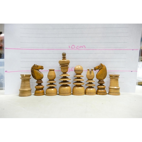 502 - A collection of Early 20th Century Wooden Incomplete Chess Pieces: please see images for size and co... 