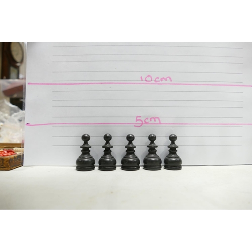 504 - A collection of Early 20th Century Wooden Incomplete Chess Pieces: please see images for size and co... 