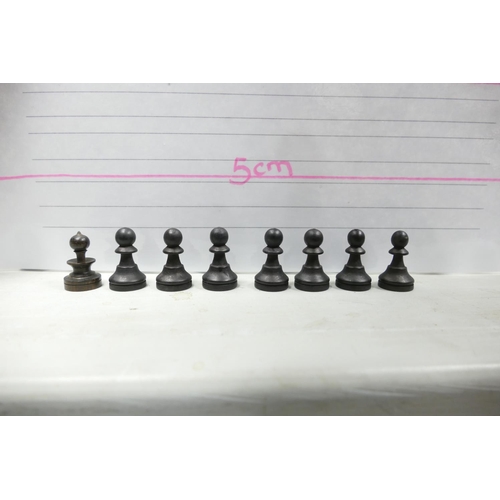 506 - A collection of Early 20th Century Wooden Incomplete Chess Pieces: please see images for size and co... 