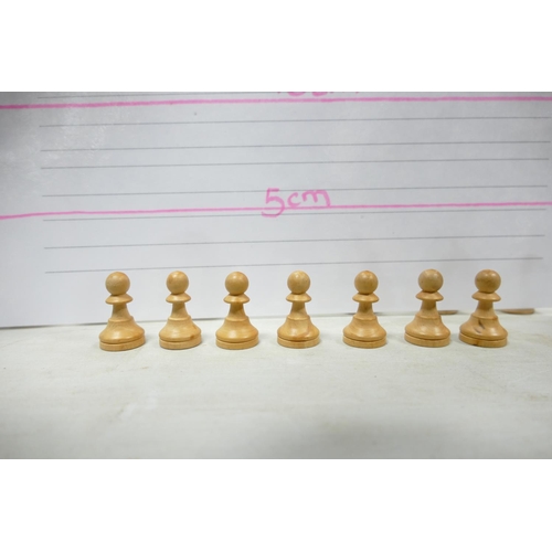 506 - A collection of Early 20th Century Wooden Incomplete Chess Pieces: please see images for size and co... 