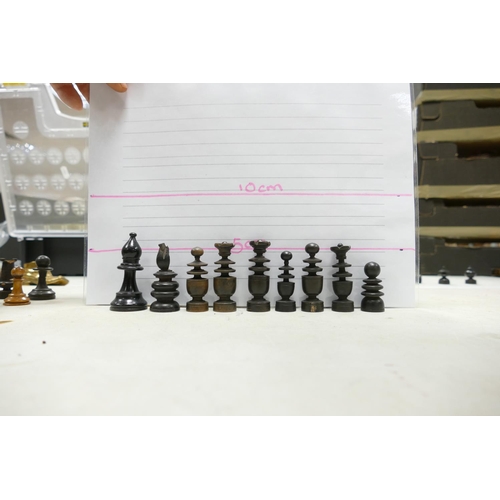 507 - A collection of Early 20th Century Wooden Incomplete Chess Pieces: please see images for size and co... 