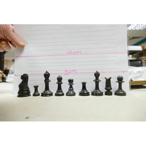 507 - A collection of Early 20th Century Wooden Incomplete Chess Pieces: please see images for size and co... 