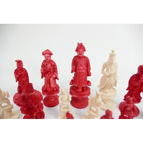 510 - A collection of early Bone Chess Pieces: tallest 9.5cm , flags missing from Rooks & spears missing f... 