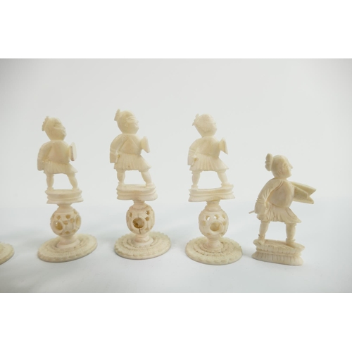 511 - A collection of early Bone Chess Pieces: tallest 6.2cm , spears missing from majority of pawns, Plea... 