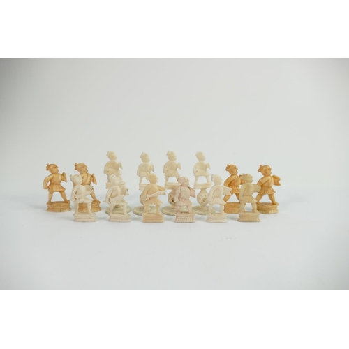 511 - A collection of early Bone Chess Pieces: tallest 6.2cm , spears missing from majority of pawns, Plea... 