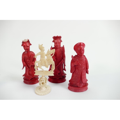 514 - A collection of early Bone Chess Pieces: tallest 9cm , Damages noted, Please Study images as no cond... 