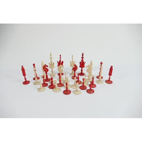 526 - 19th Century Finely Carved & Turned Bone Chess Set: damage noted to red knight & white rook, height ... 