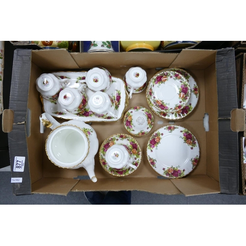 877 - Royal Albert Old Country Rose Patterned Tea Ware: 22 piece, seconds