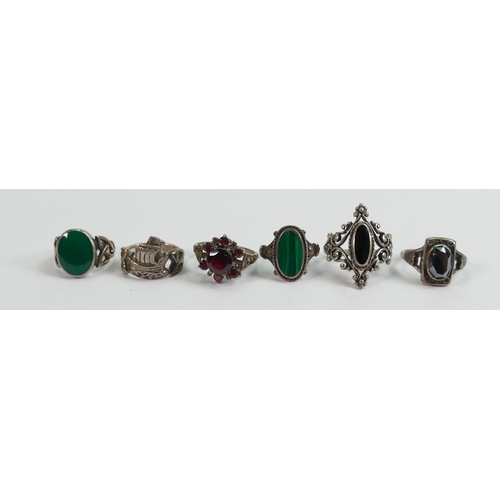 601 - Six vintage ladies silver rings: five set with semi precious stones, gross weight 25g.