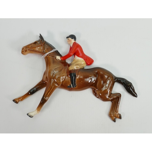 496 - Beswick huntsman landing wall plaque 1514: