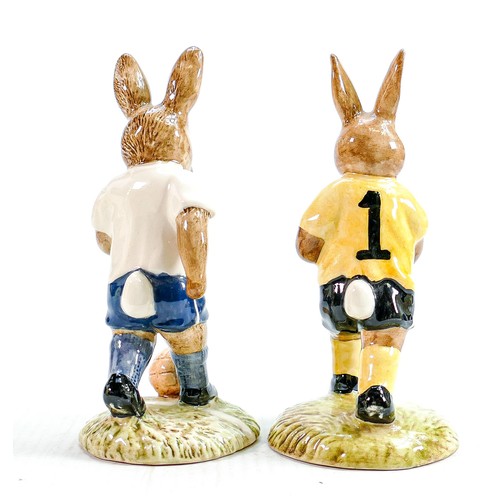 181 - Royal Doulton pair of Bunnykins figures: Footballer DB121 and Goalkeeper DB120 Limited edition. (2)