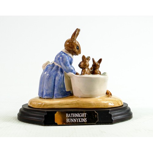 224 - Royal Doulton Bunnykins figure Bathnight: DB241