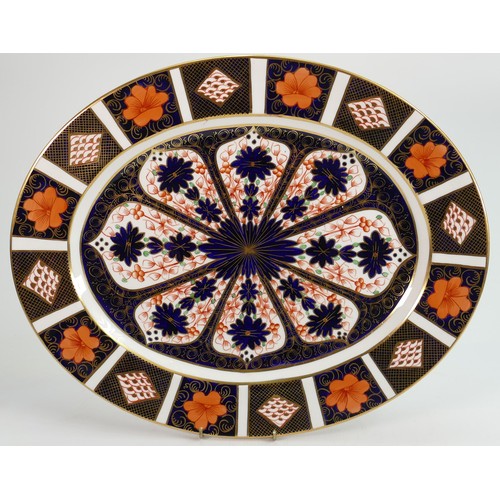 609 - Large Royal Crown Derby Old Imari 1128 pattern Meat plate: In good condition, bearing Royal Crown De... 