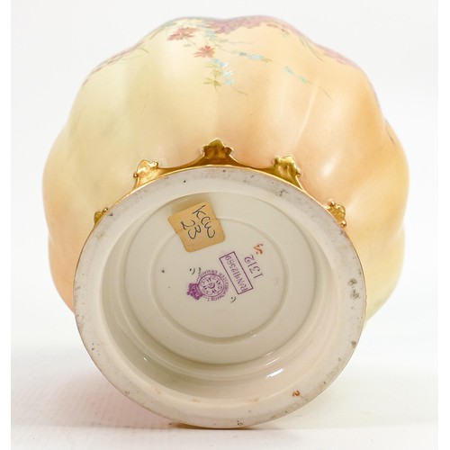 178 - Large Royal Worcester blush decorated lidded jar: Measures 20cm x 18cm wide, early 20th century.