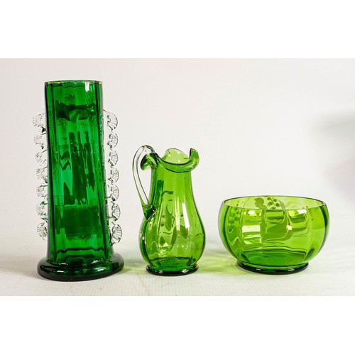 895 - Mary Gregory type glass items to include: Vase, jug & sugar bowl, tallest 22cm (3)