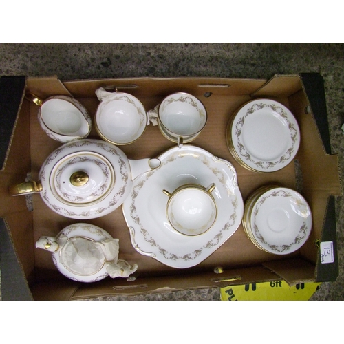 13 - Aynsley Louis XV Tea Set including Tea pot, 6 cups and saucers, 6 side plates, lidded sugar pot, mil... 