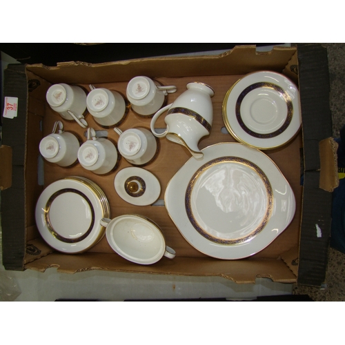 37 - Royal Doulton Tea ware items in the Harlow pattern to include Cake Plate, 6 side plates, 6 saucers, ... 