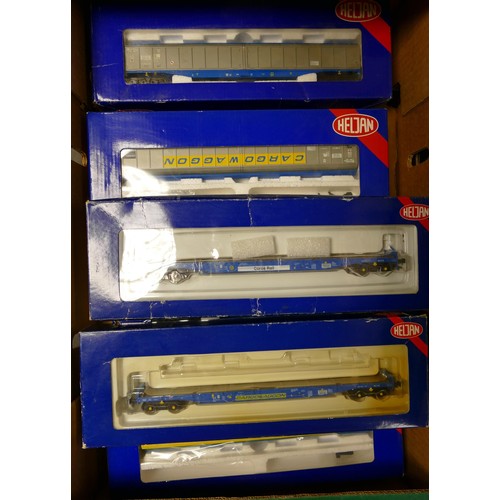 1307 - Heljan OO gauge Model Train Wagons including Cargowaggon 5000, 5005 x 2, 5002, 17005106 & 17005108(6... 