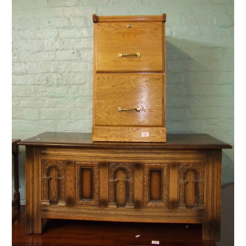 727 - Modern light oak blanket box/chest together with a 2 drawer cabinet (2).