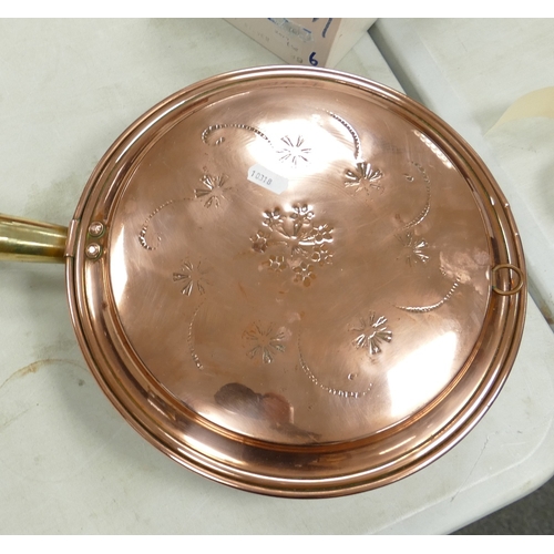 115 - Antique Copper Bed Warmer