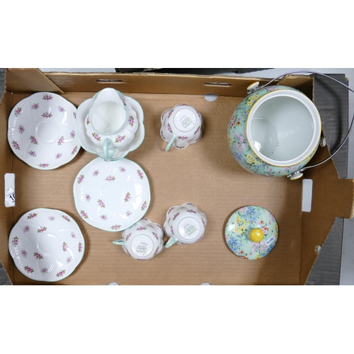 1020 - A collection of Shelley Items to include Melody patterned Biscuit Barrel, Floral Rosebud patterned c... 