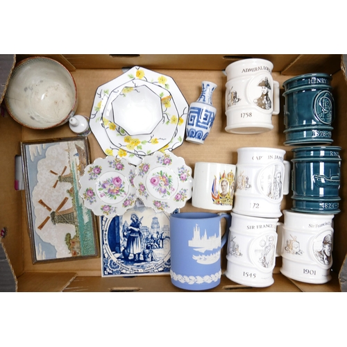 1025 - A mixed collection of items to include Floral Melba Ware Trio, export ware Oriental bowl, Wedgwood &... 