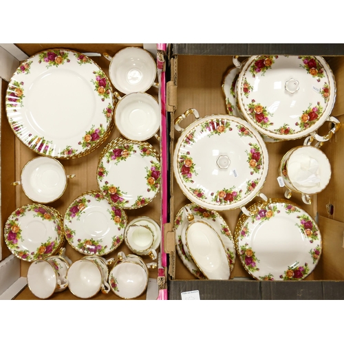 1027 - A large collection of Royal Albert Old Country Rose patterned Tea & Dinnerware including tea set, tu... 