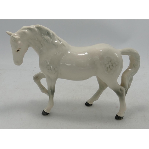 427 - Beswick Grey Stocky Jogging Mare 855