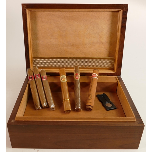 1019 - Decatur Walnet Cigar Humidor and contents length 28cm