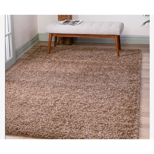 715 - A brand new 'Unique Loom' branded rug: 245cm x 335cm Solid Shag Rug