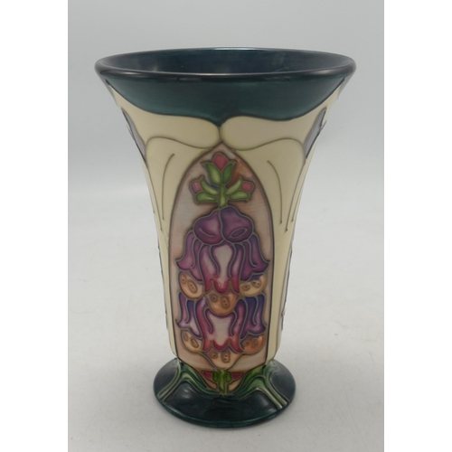 323 - Moorcroft Floxglove patterned vase, dated 93, height 15cm