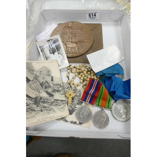 614 - WW1 Death Penny Plaque awarded to James Roberts with related postcards, worry beads, and later WW2 m... 