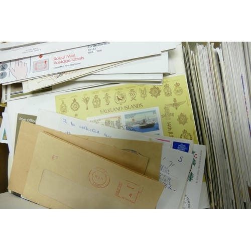 566 - Very large and interesting collection of first day covers numbering a good few hundred, may be towar... 