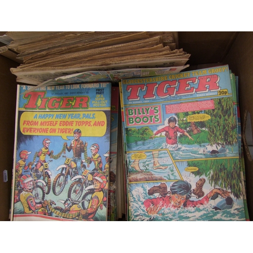 120 - A large quantity of vintage Tiger comics from the 80's