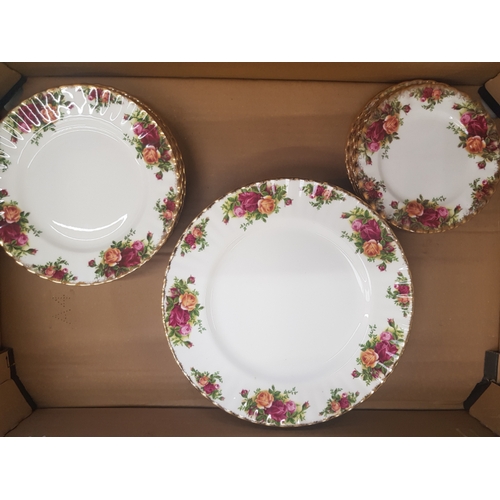 79 - Royal Albert Old Country Roses items to include 6 Side Plates, 6 Salad Plates & 6 Dinner Plates