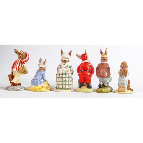 95 - Royal Doulton boxed Bunnykins figures to include Santa DB17, Cook DB85, Father DB154, Bedtime DB55, ... 