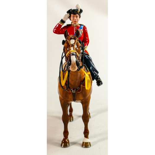 212 - John Beswick Connoisseur collection Queen Elizabeth II on Horseback, limited edition with box & cert... 