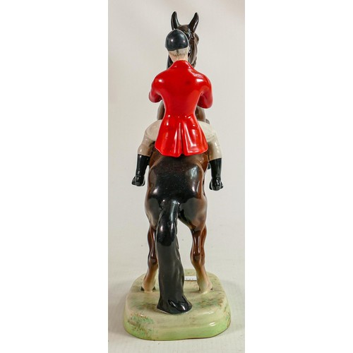 213 - Beswick Huntsman on rearing horse 868, early version.